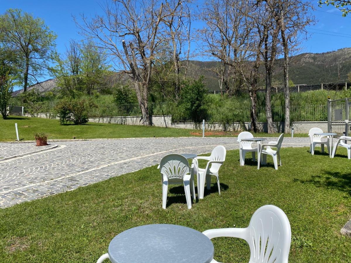 B&B Oasi Vetoio L'Aquila Exterior photo